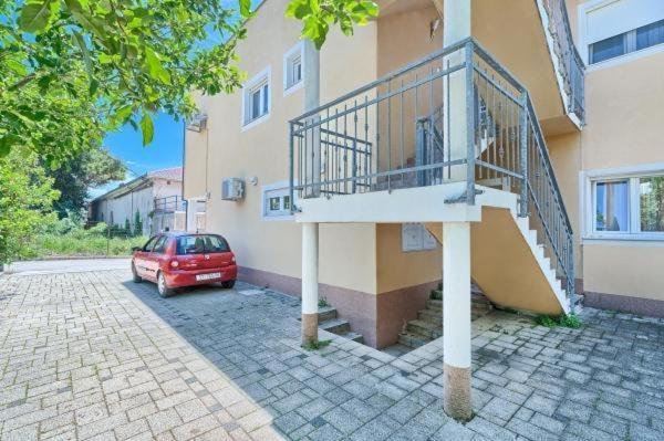 Apartment In Kastel Luksic With Balcony, Air Conditioning, W-Lan, Washing Machine 5107-1 Kastela Exterior photo